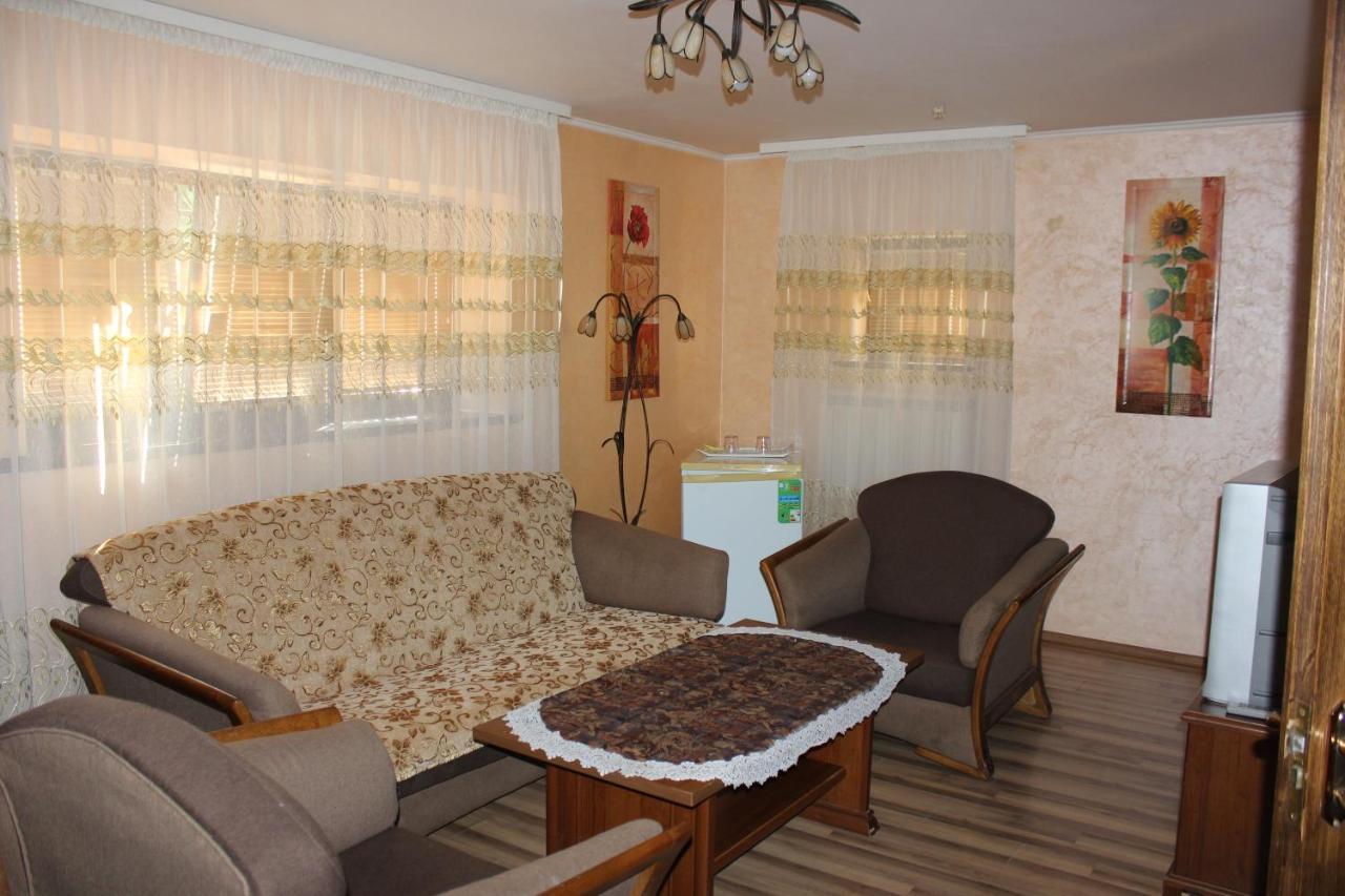 Zolota Pidkova Panzió Kovel Kültér fotó